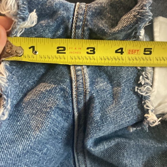 AGOLDE Parker Vintage Cut Off Jean Shorts Sz 26 100% Organic Cotton - Picture 5 of 5